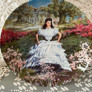 “Gone with the Wind Scarlett in the field” limited edition plate